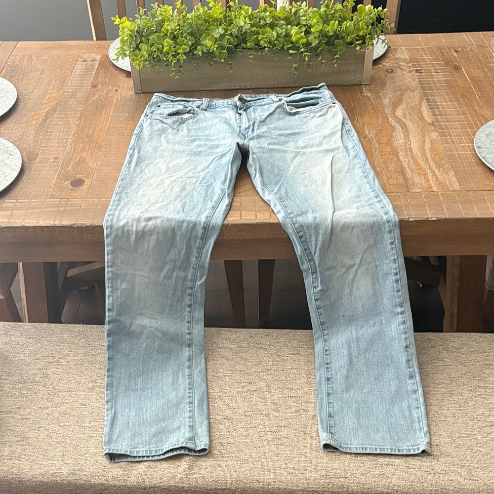 Urban Pipeline Light Wash Slim Straight Jeans